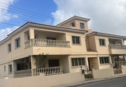 Paphos Town, Paphos Apartment For Rent | 6957