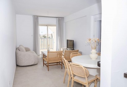 Kato Paphos, Paphos Apartment For Sale | 6965